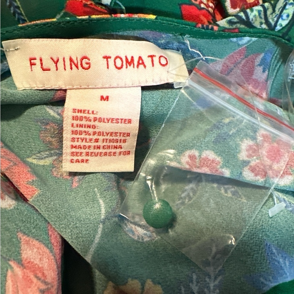 Flying Tomato Green Floral Blouse - Picture 2 of 6